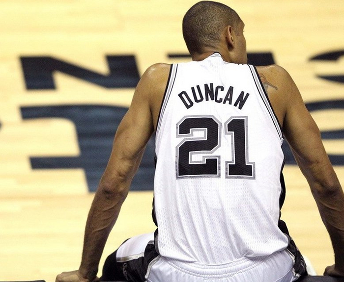 马竞vs奥维耶多首发：格列兹曼搭档瑟洛特，阿尔瓦雷斯替补（马竞战奥维耶多首发公布：格列兹曼联手瑟洛特，阿尔瓦雷斯替补待命）