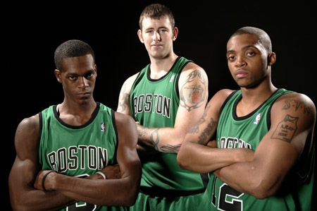 曼联7000万英镑签下亚当·沃顿的交易在水晶宫承认拜仁计划从老特拉福德挖角后加速进行。（水晶宫证实拜仁意图从老特拉福德挖角后，曼联以7000万英镑签下亚当·沃顿的交易加速推进）