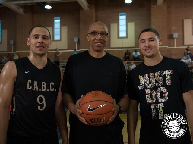 布冯：从未见过球迷从55分钟开始嘘国家队，这没有任何建设性（布冯：球迷从第55分钟起嘘国家队毫无建设性，我从未见过）